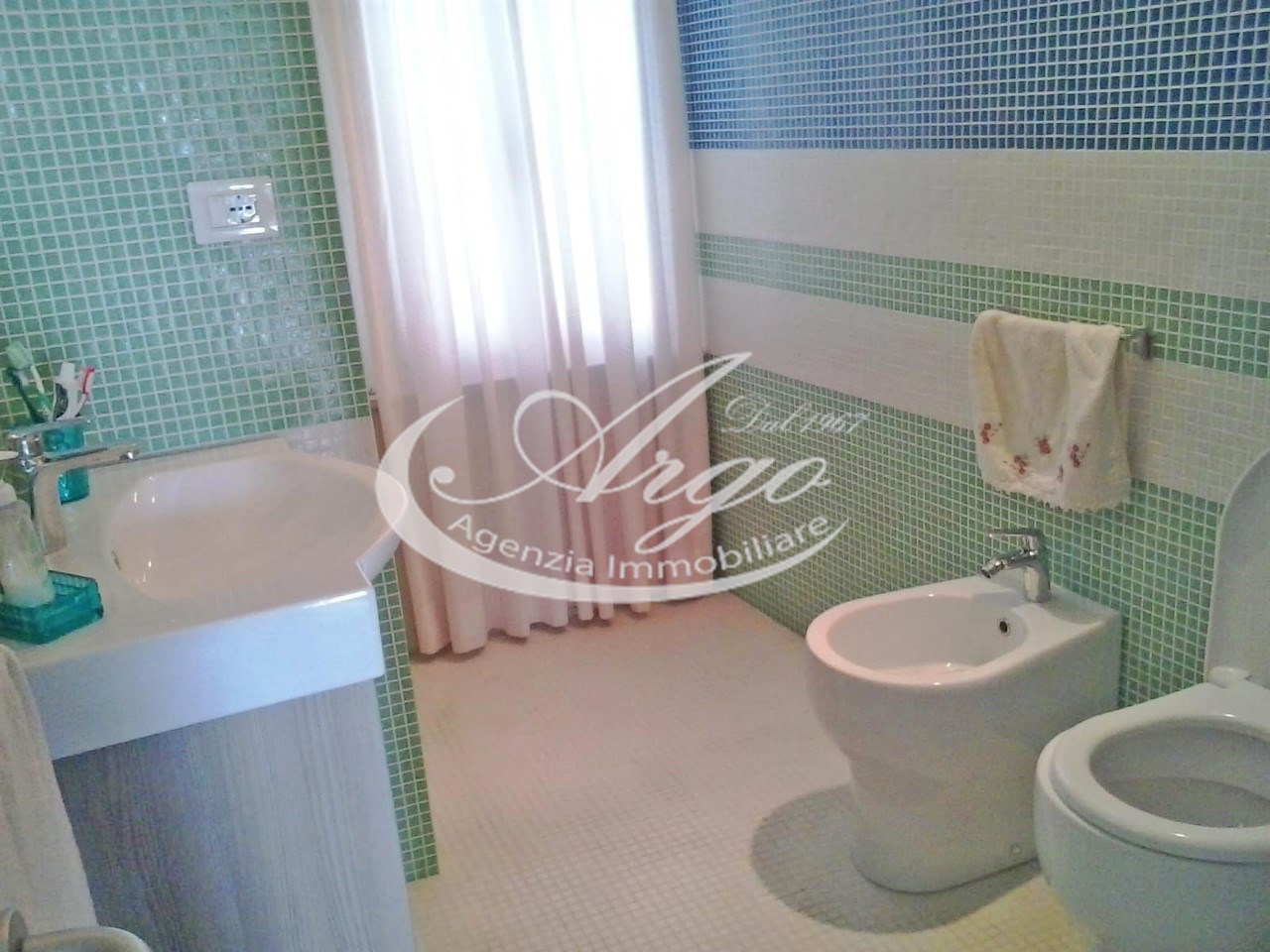 COD 139 - Bagno